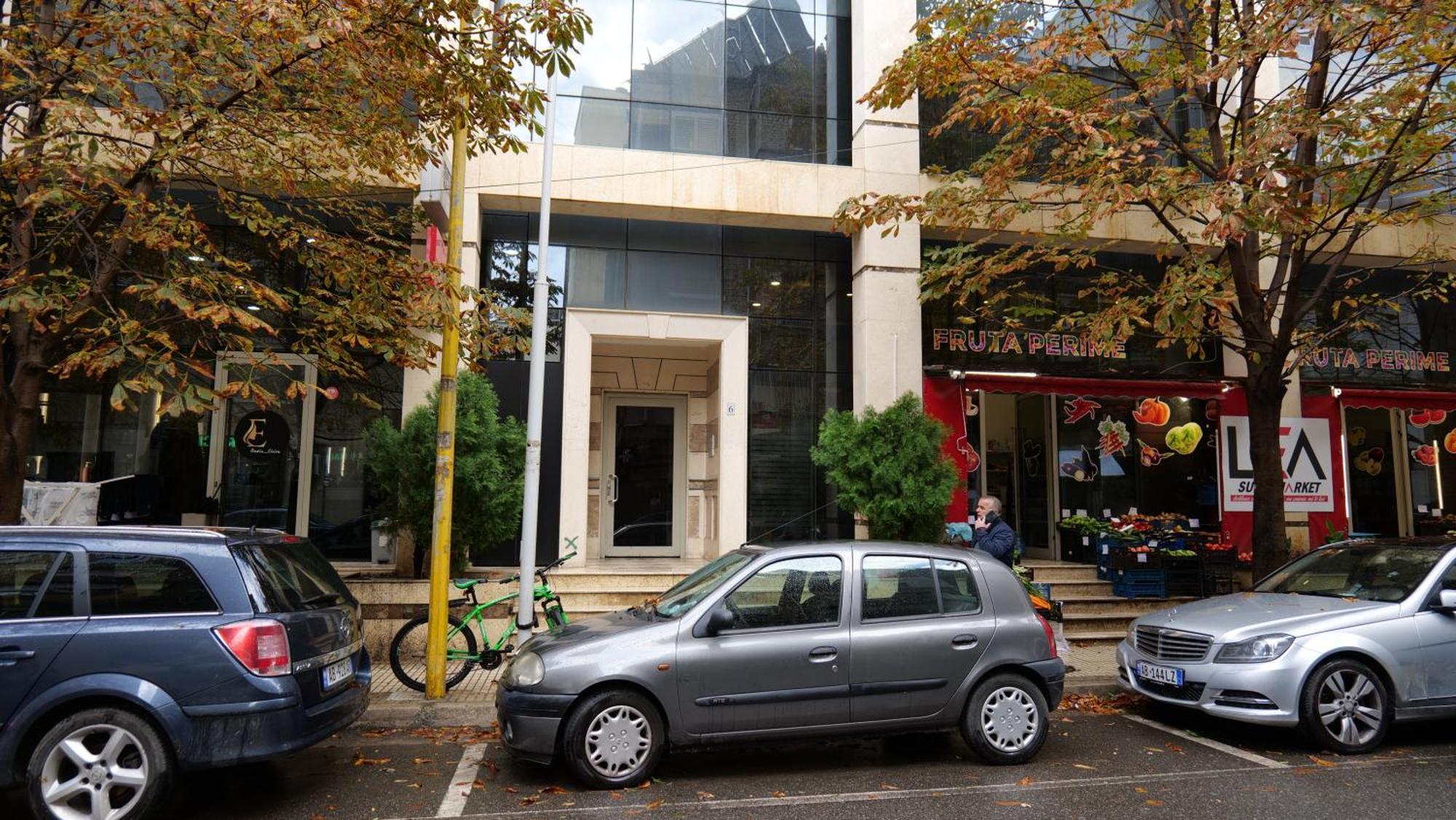 Top Location Kristi Apartments 05 Tirana Exterior foto
